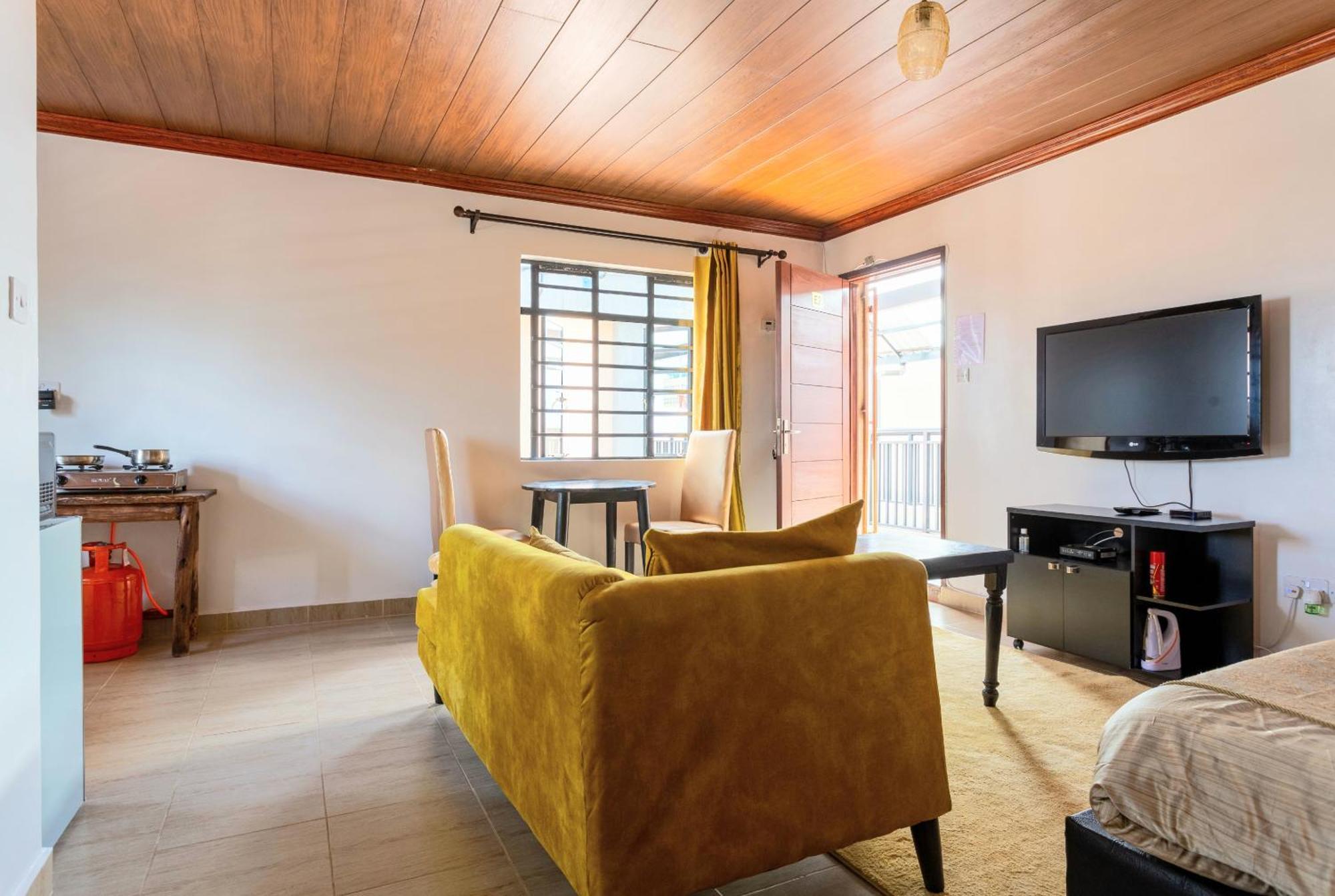 Penthouse Rooftop Studio With King Bed Nairobi Exteriör bild