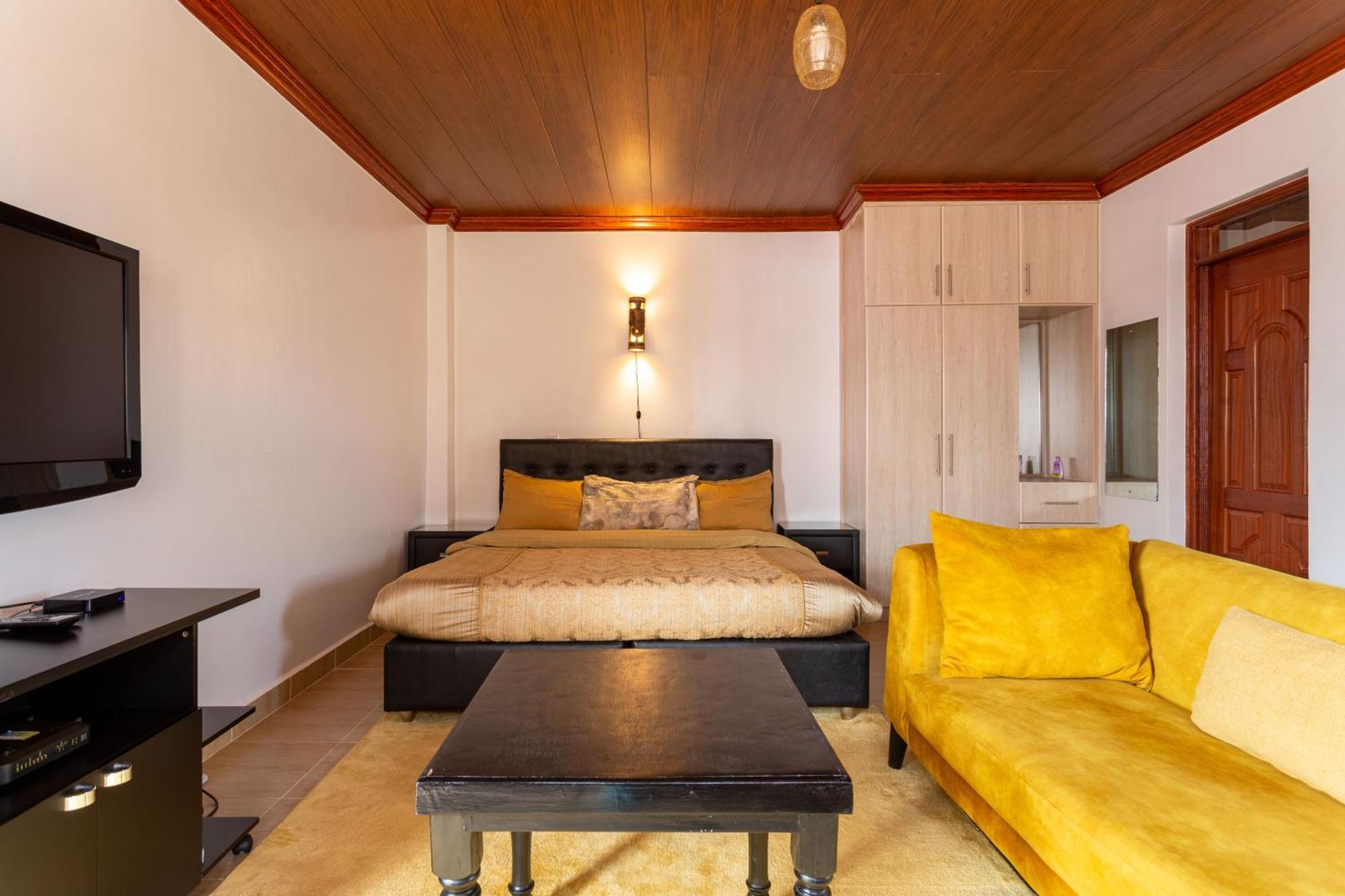 Penthouse Rooftop Studio With King Bed Nairobi Exteriör bild