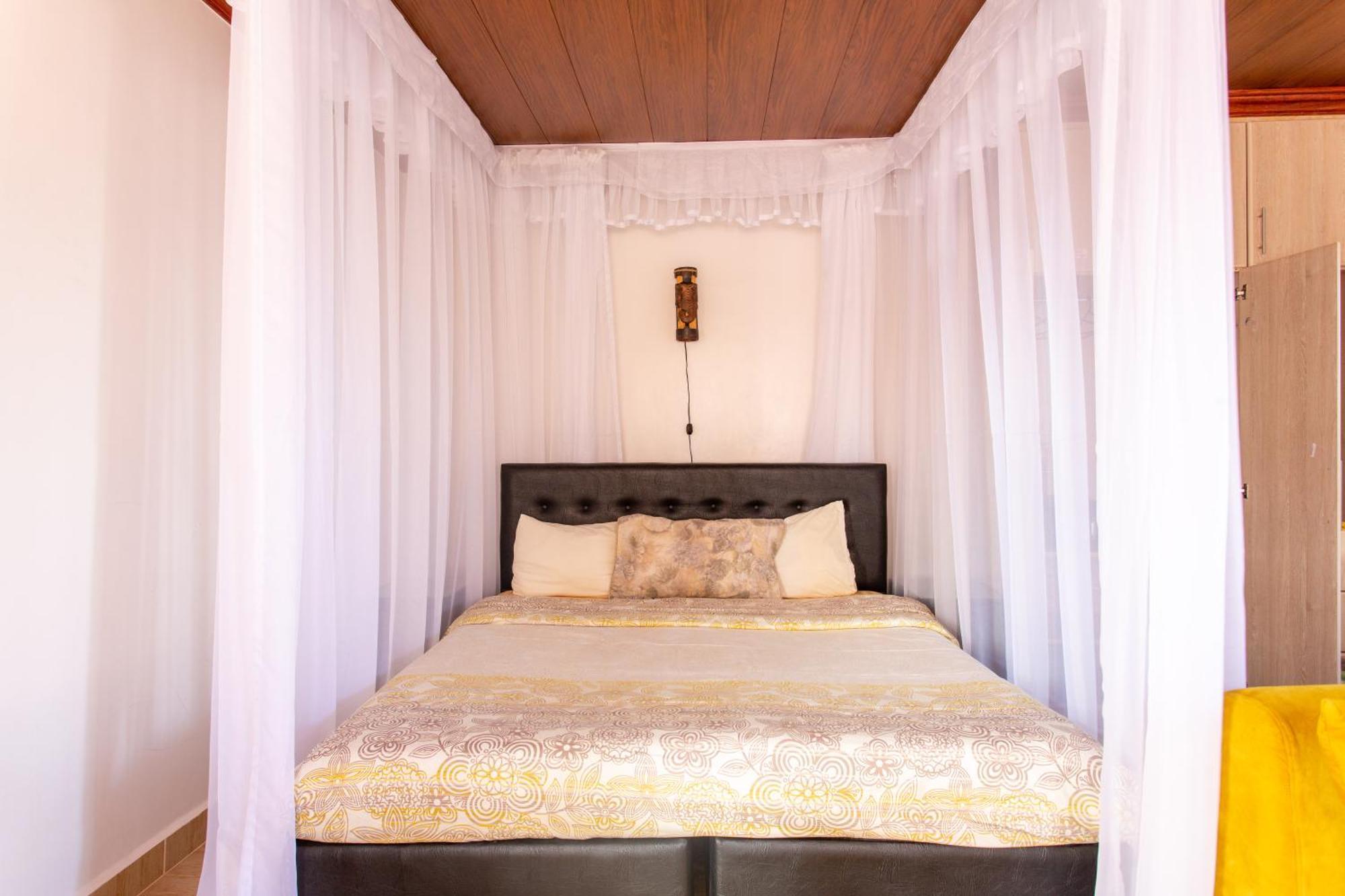 Penthouse Rooftop Studio With King Bed Nairobi Exteriör bild